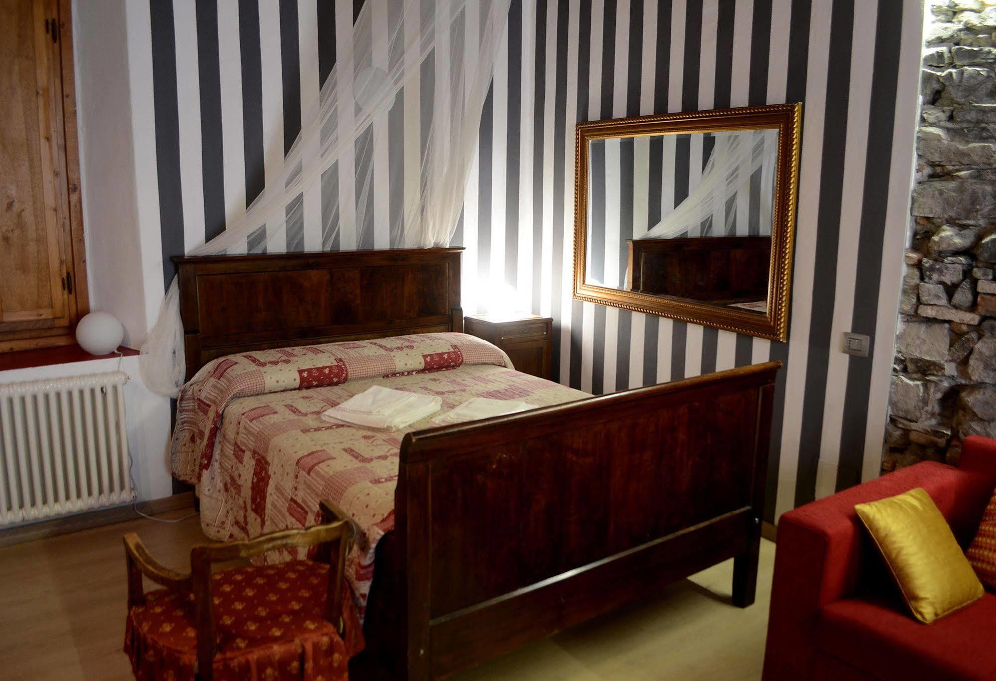 B&B Storico Комо Екстериор снимка